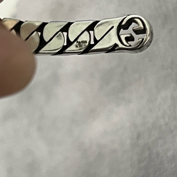 Women’s Gucci interlocking bracelet 17” - Picture 16 of 16